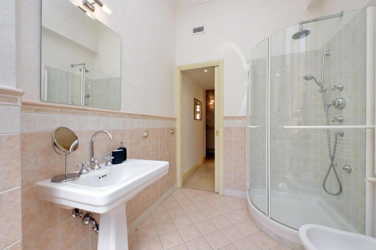 Divine Vatican View Apartment Рим Екстериор снимка