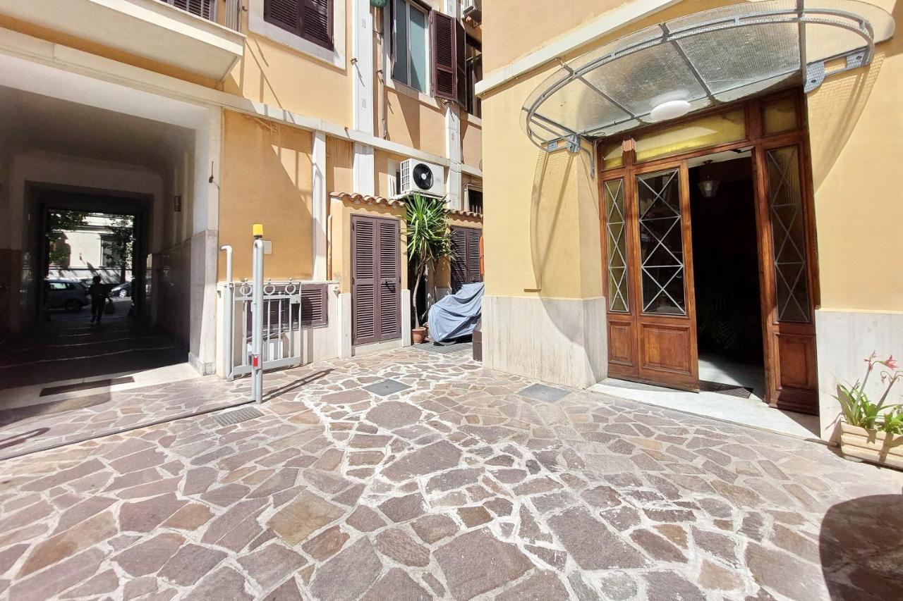 Divine Vatican View Apartment Рим Екстериор снимка